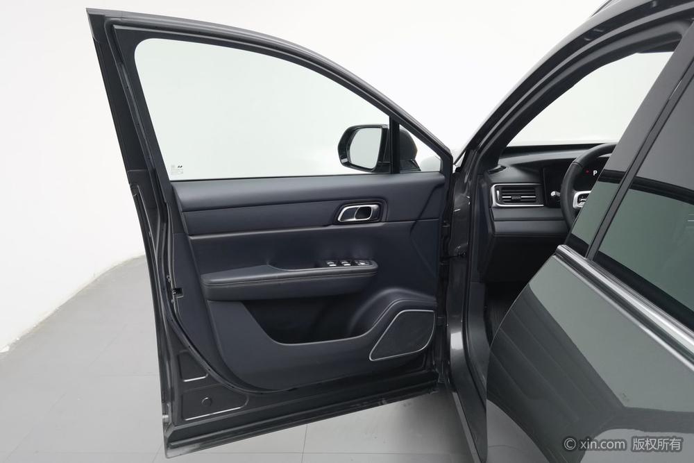 Li Auto ONE 2021 Range Extender 6-Seat – фото 22