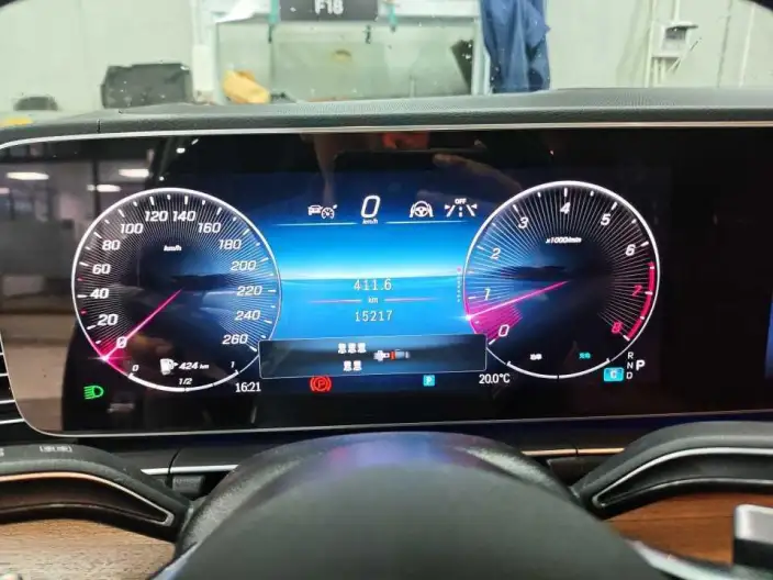 Mercedes-Benz GLS 2024 Model GLS 450 4MATIC Luxury Model – фото 6
