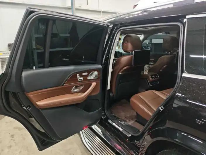 Mercedes-Benz GLS 2024 Model GLS 450 4MATIC Luxury Model – фото 8
