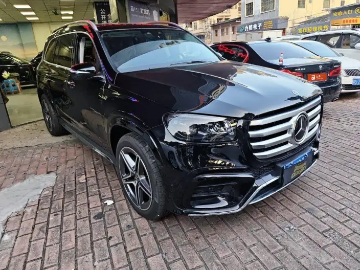 Mercedes-Benz GLS 2025 Model GLS 450 4MATIC Fashion Model – фото 2