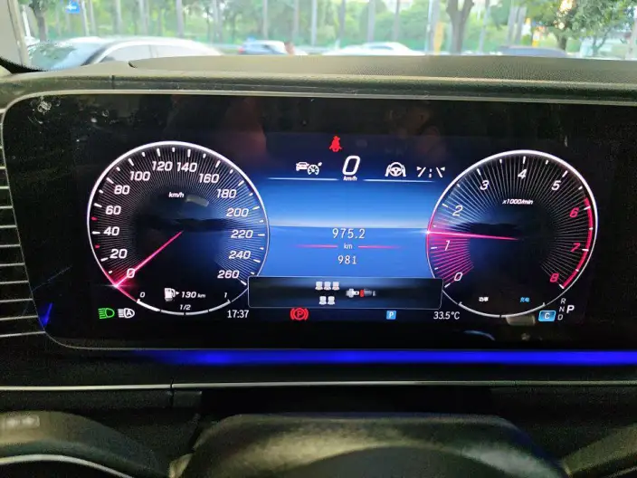 Mercedes-Benz GLS 2025 Model GLS 450 4MATIC Fashion Model – фото 7