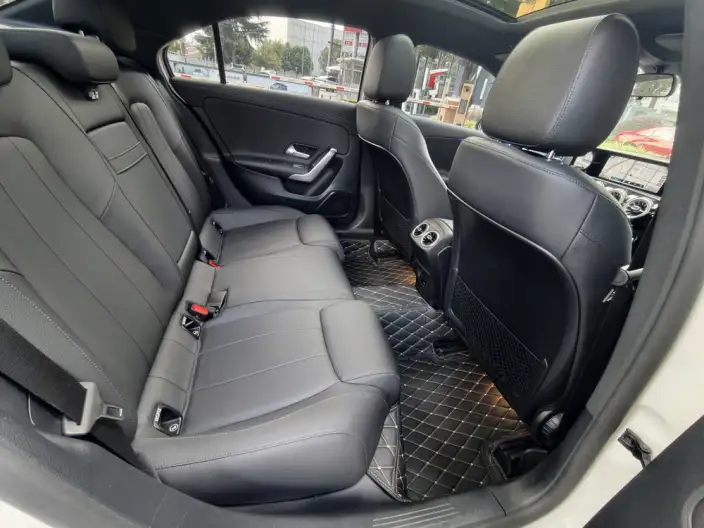 Mercedes-Benz A-class 2022 Model A 200 L Sports sedan Fashion Edition – фото 9