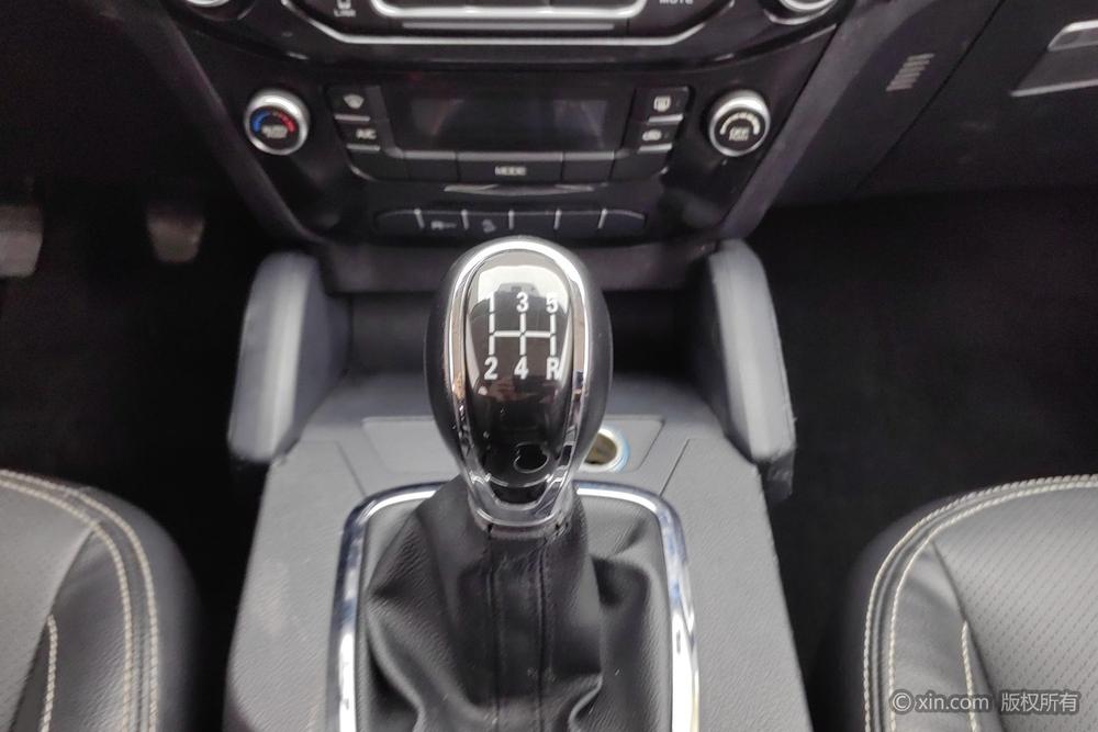 Geely Vision X6 2016 1.8L Manual Luxury – фото 15