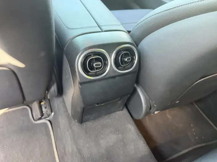Mercedes-Benz C-Class 2023 Model C 200 L Sports Edition – фото 7