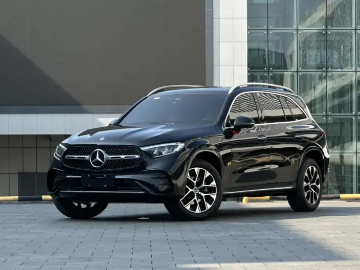 Mercedes-Benz GLC 2024 Model Facelift GLC 260 L 4MATIC Luxury Model 7 seat – фото 1