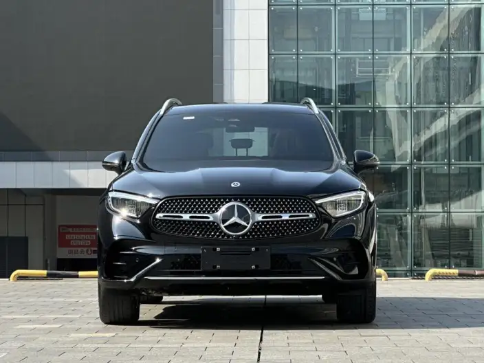 Mercedes-Benz GLC 2024 Model Facelift GLC 260 L 4MATIC Luxury Model 7 seat – фото 2