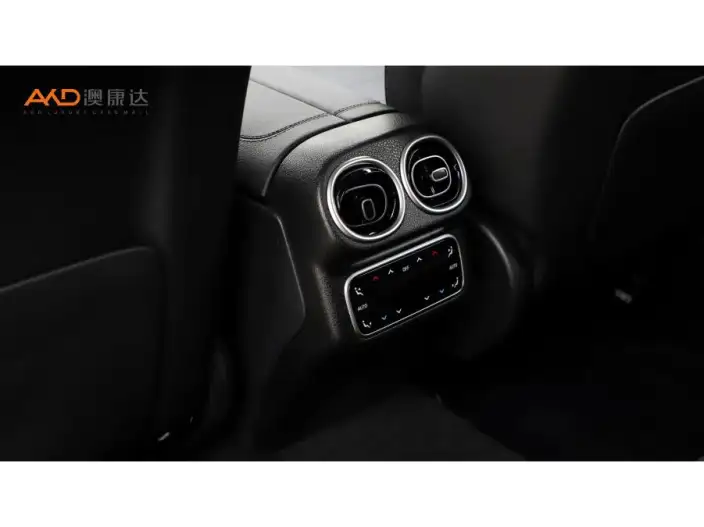 Mercedes-Benz GLC 2024 Model GLC 260 L 4MATIC Dynamic Model 5 seat – фото 5