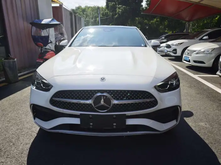 Mercedes-Benz C-Class 2023 Model C 260 L Sports Edition – фото 2