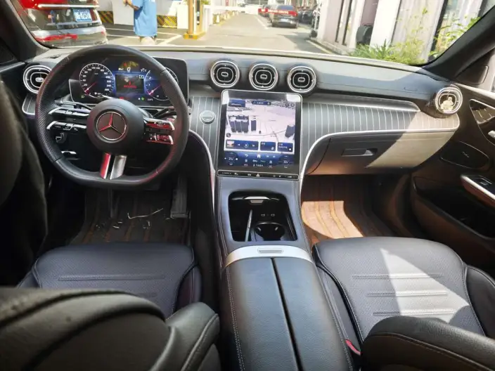 Mercedes-Benz C-Class 2023 Model C 260 L Sports Edition – фото 5