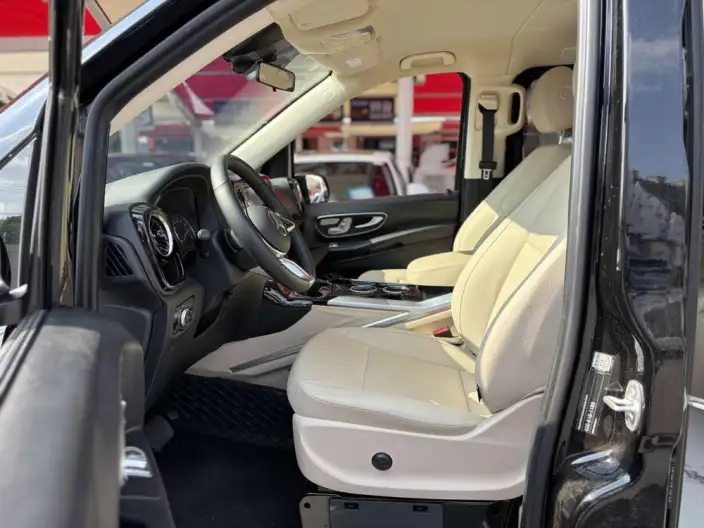 Viano 2024 Model 2.0T Business Edition 7 seat – фото 7