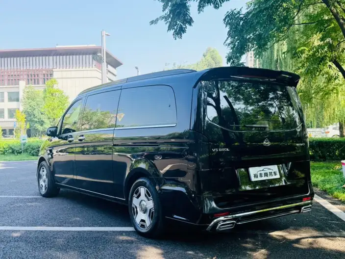 Viano 2023 Model 2.0T Business Edition 7 seat – фото 4