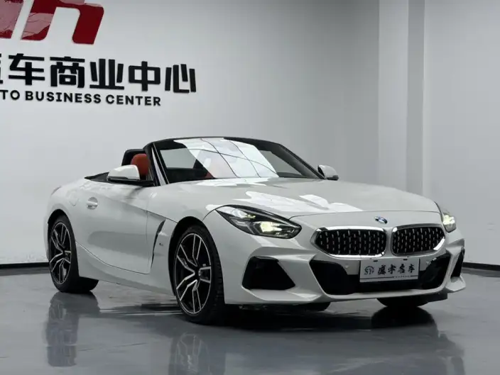 BMW Z4 2023 Model sDrive 25i M Sports Night Set – фото 3