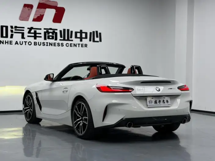BMW Z4 2023 Model sDrive 25i M Sports Night Set – фото 4