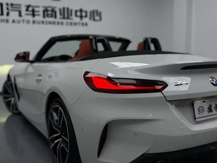 BMW Z4 2023 Model sDrive 25i M Sports Night Set – фото 8