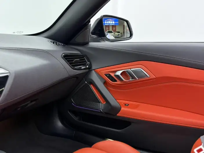 BMW Z4 2023 Model sDrive 25i M Sports Night Set – фото 10