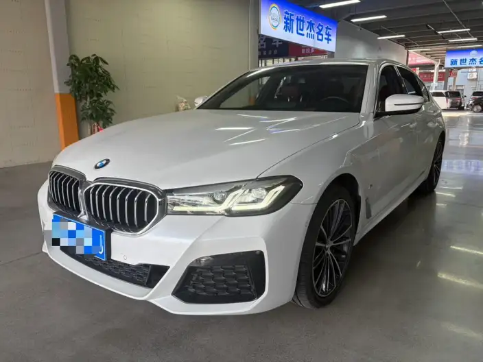 BMW 5 Series 2022 Model Facelift 530Li Leading Model M Sports Set – фото 1