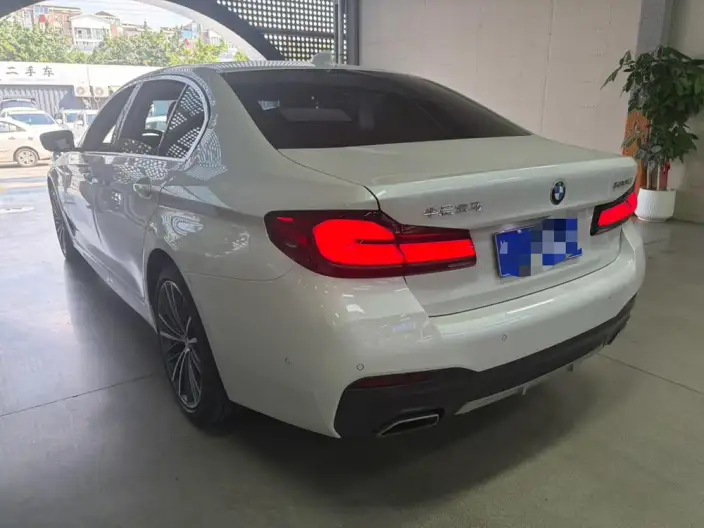 BMW 5 Series 2022 Model Facelift 530Li Leading Model M Sports Set – фото 4