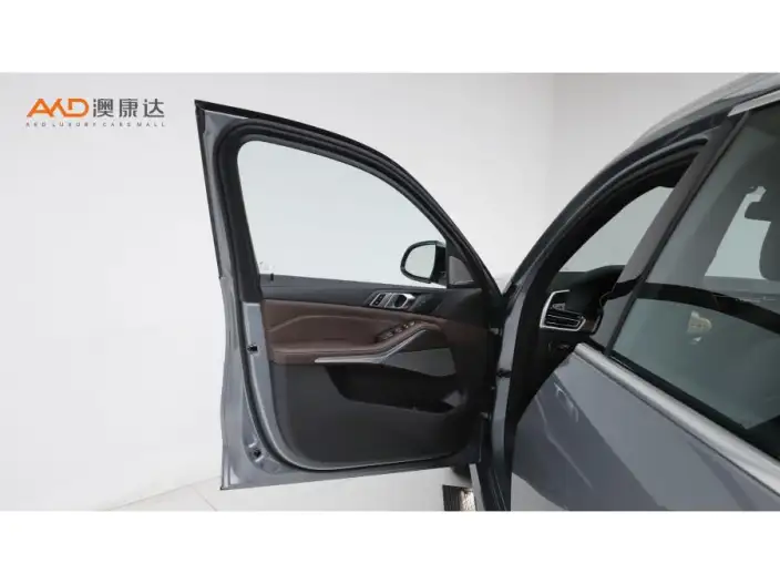 BMW X5 2022 Model Facelift xDrive 40Li M Sports Set – фото 9