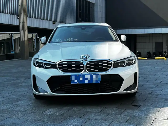 BMW 3 Series 2023 Model 325Li M Sports Set – фото 2