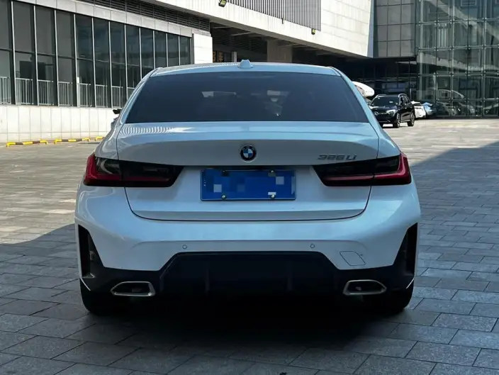 BMW 3 Series 2023 Model 325Li M Sports Set – фото 5