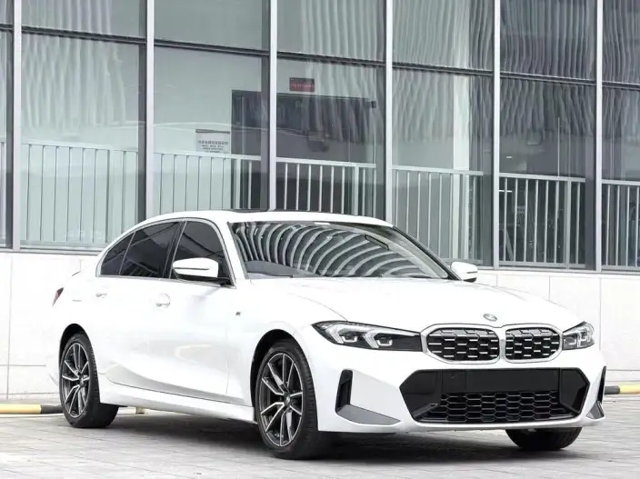 BMW 3 Series 2023 Model 325Li M Sports Set – фото 3