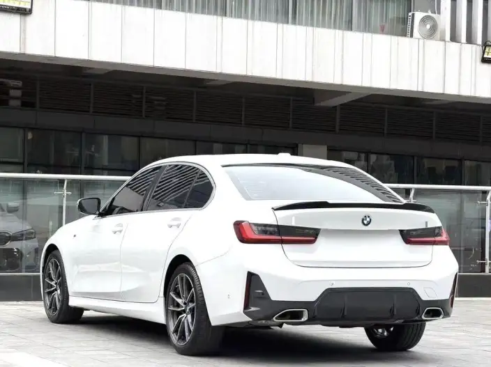 BMW 3 Series 2023 Model 325Li M Sports Set – фото 4