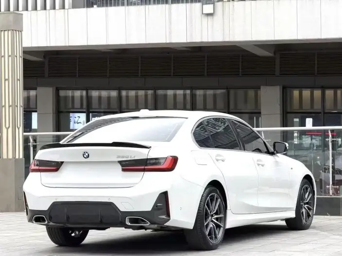 BMW 3 Series 2023 Model 325Li M Sports Set – фото 6