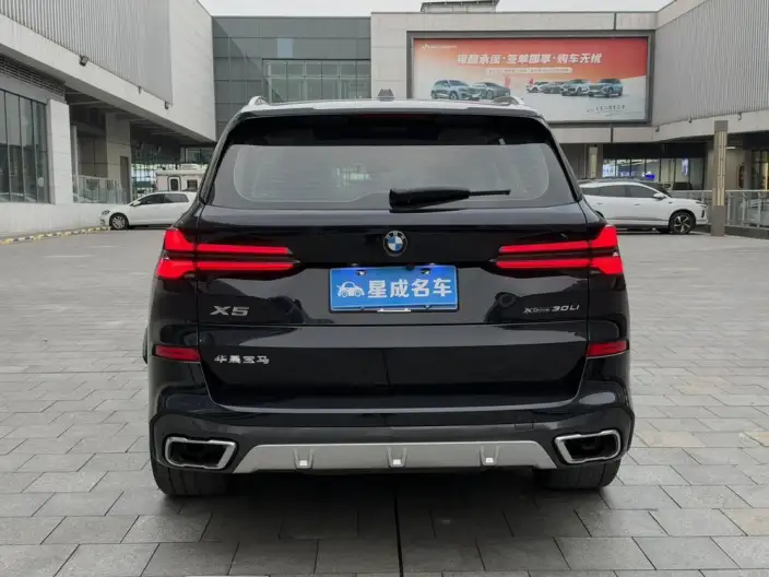 BMW X5 2023 Model xDrive30Li Exclusive Model M Sports Set – фото 5