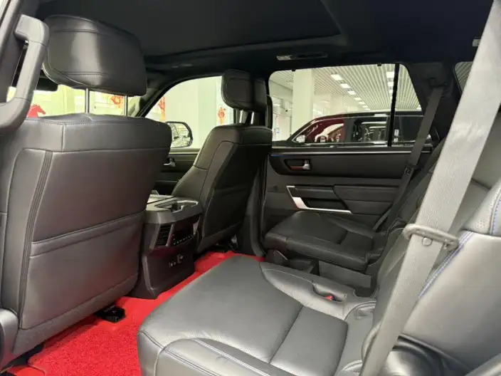 Sequoia 2023 Model 3.5T Automatic 4WD 7 seat Parallel Imported – фото 9