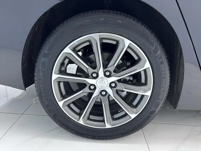 Buick LaCrosse 2022 Model 652T Luxury Model – фото 8