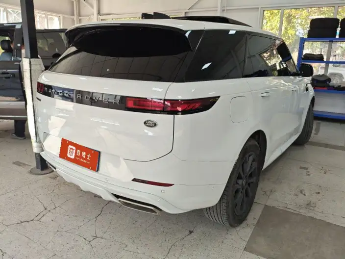 Range Rover Sport 2023 Model 3.0 L6 DYNAMIC SE