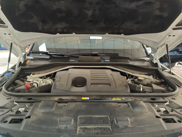 Range Rover Sport 2023 Model 3.0 L6 DYNAMIC SE – фото 5