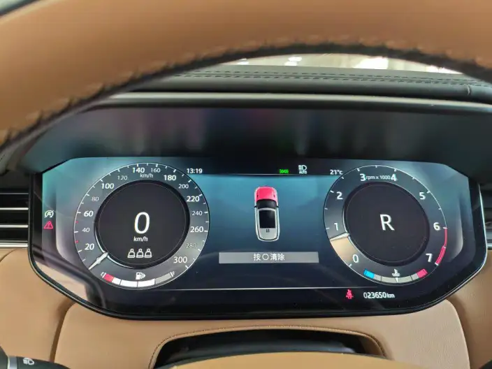 Range Rover Sport 2023 Model 3.0 L6 DYNAMIC SE – фото 8