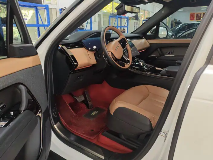 Range Rover Sport 2023 Model 3.0 L6 DYNAMIC SE – фото 9
