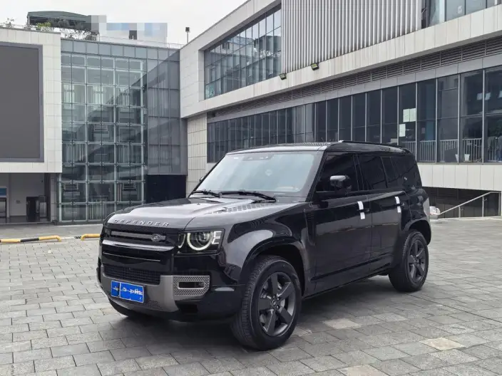 Land Rover Defender 2024 Model 110 3.0T P400 X-Dynamic HSE