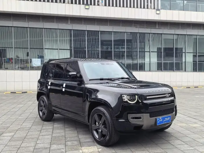 Land Rover Defender 2024 Model 110 3.0T P400 X-Dynamic HSE