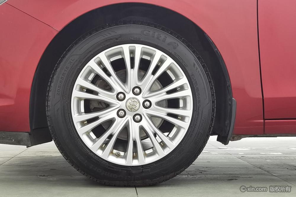 Buick Excelle 2015 модификация 15N Automatic Luxury – фото 9