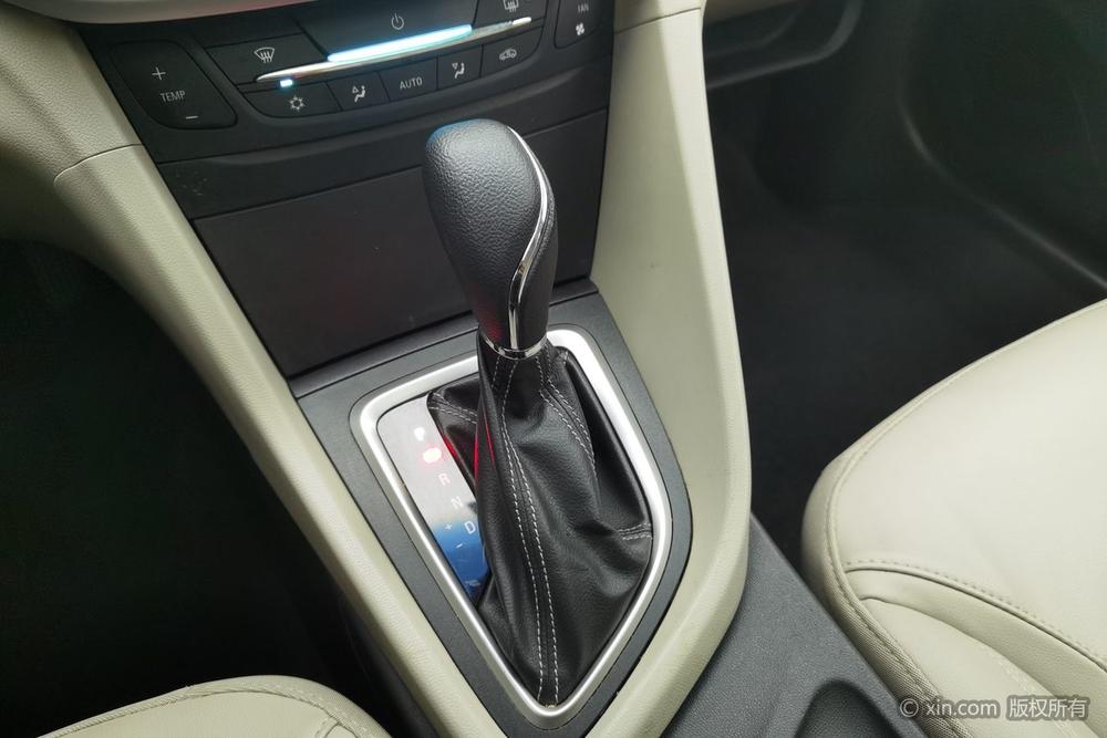 Buick Excelle 2015 модификация 15N Automatic Luxury – фото 15