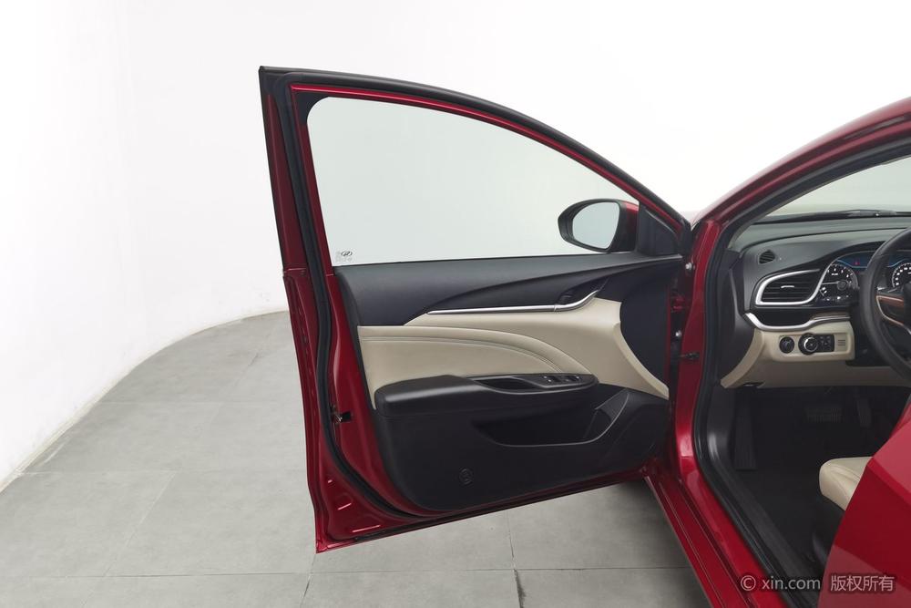 Buick Excelle 2015 модификация 15N Automatic Luxury – фото 21