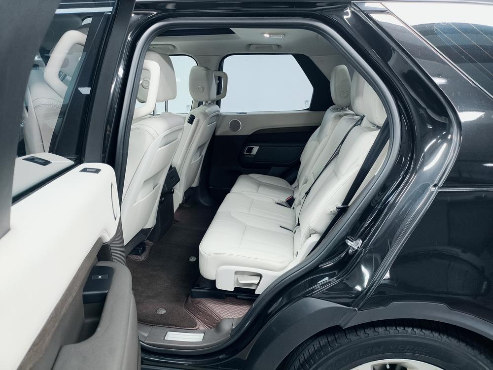 Land Rover Discovery 2017 3.0 V6 HSE – фото 18
