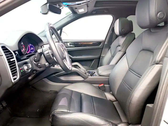 Cayenne 2019 Model Cayenne 3.0T – фото 9