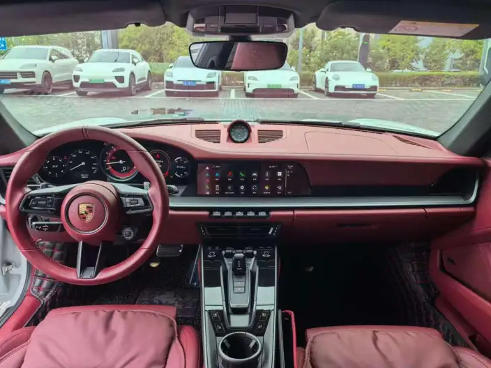 PORSCHE 911 2023 Model Carrera 3.0T – фото 6