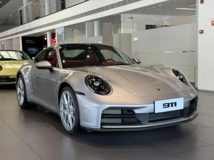 PORSCHE 911 2026 Model Carrera 3.0T
