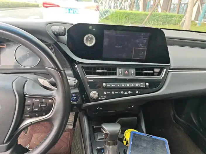 Lexus ES 2021 Model 300h Superior Edition – фото 8