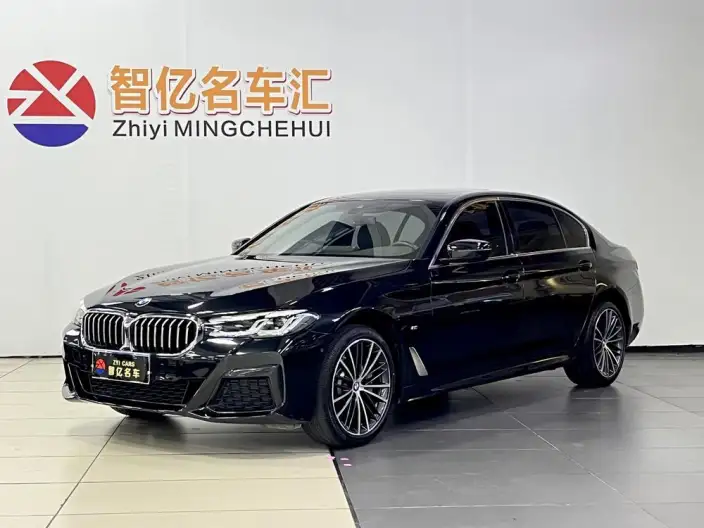 BMW 5 Series 2023 Model 530Li Leading Model M Sports Set – фото 1