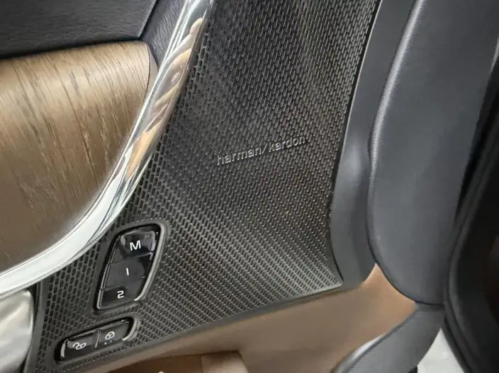 Volvo V90 2024 Model Cross Country B5 AWD Zhiyuan Edition – фото 10
