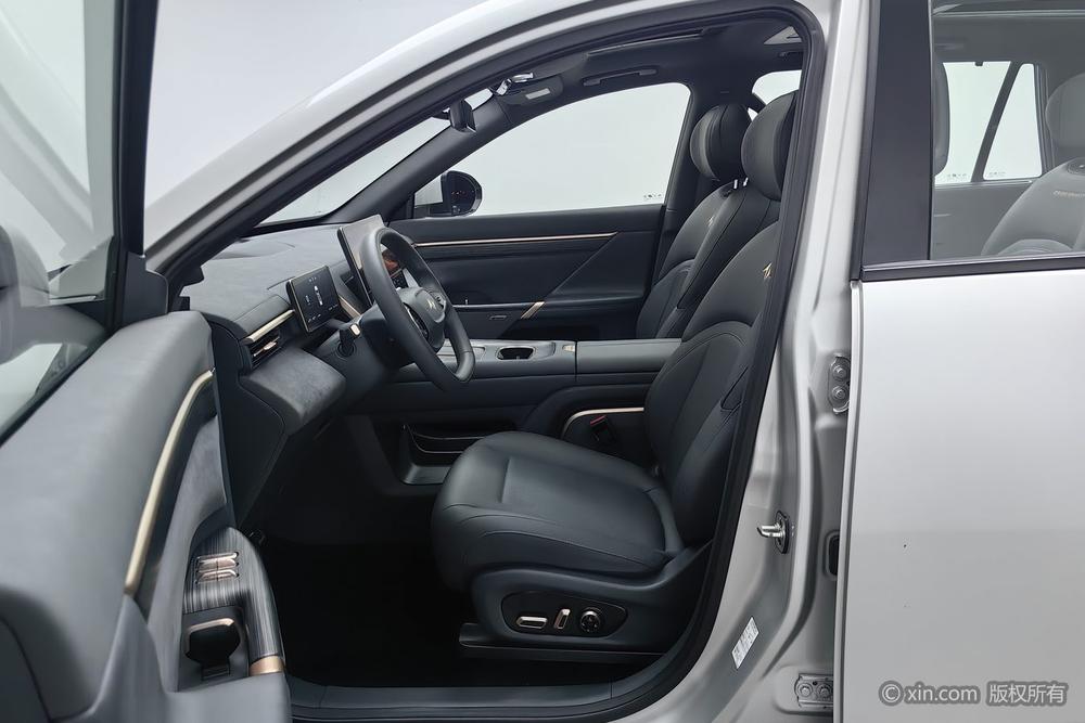 Kia Edition 008 2024 модификация 210Max Extended Range Edition 6 seat – фото 17