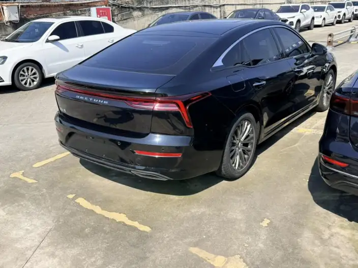 BESTUNE B70 2023 Model Third generation 1.5T Automatic Changxiang Edition Model – фото 5