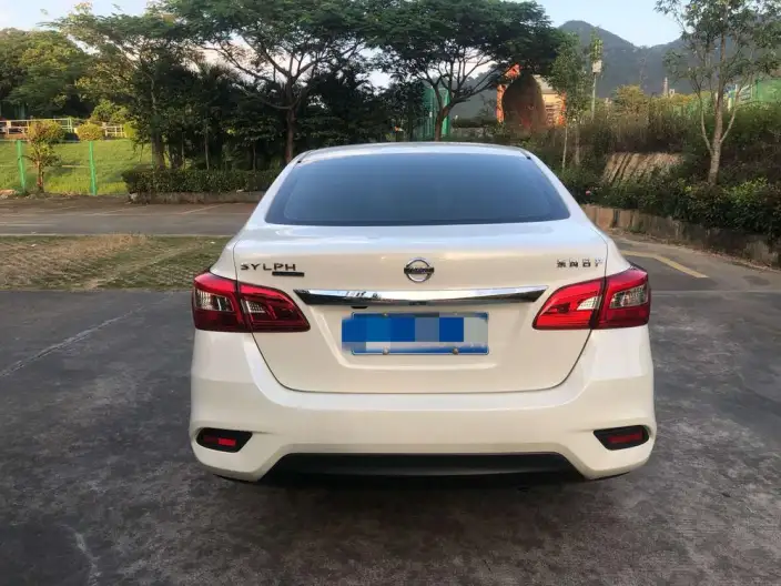 Nissan Sylphy 2022 Model Classic 1.6 XE CVT Comfort Edition – фото 6
