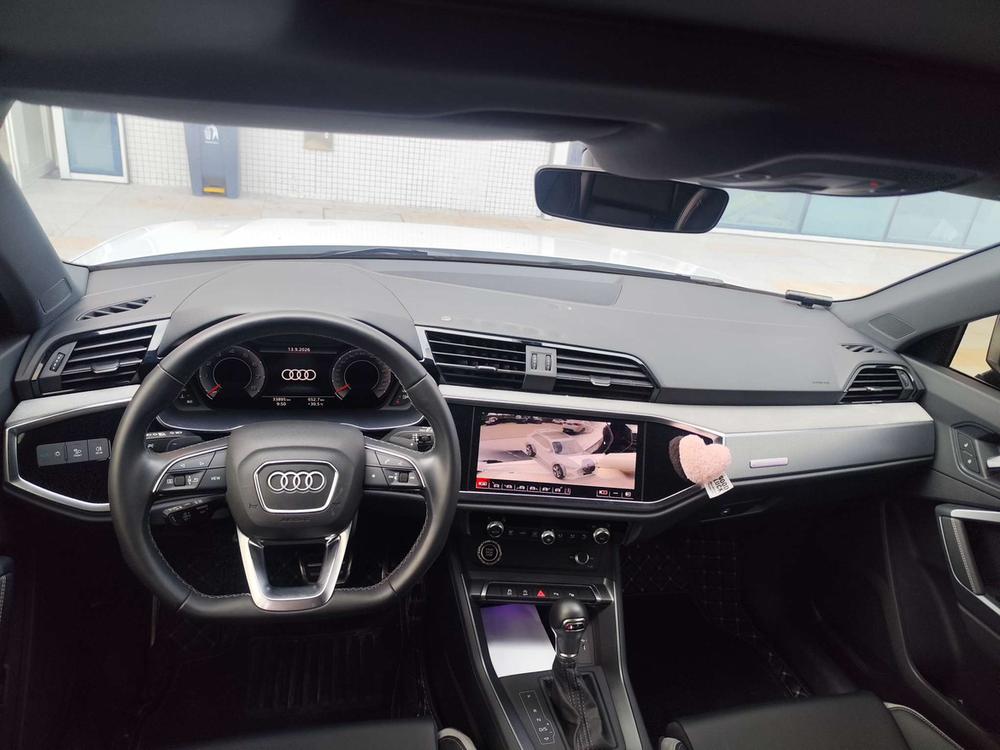 AUDI Q3 2024 35 TFSI Stylish Dynamic – фото 7
